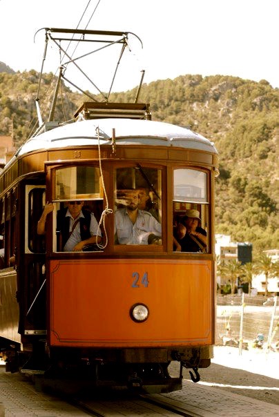 316411_10150284822222687_1402138933_n